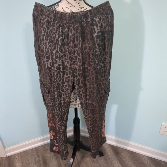Johnny Was Brown Shuri Leopard Cargo Pants large - Picture 1 of 7